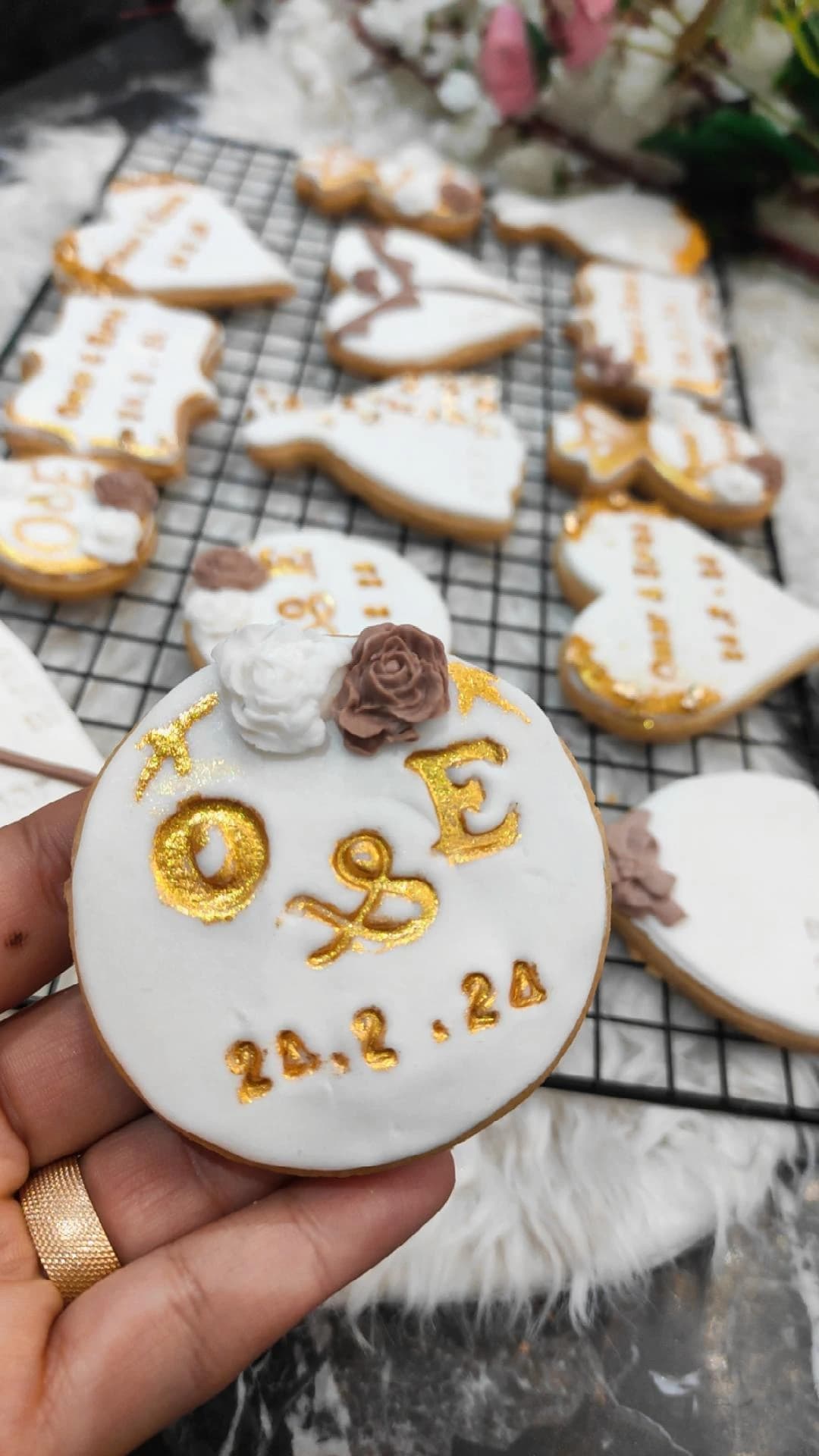 Brown design image 1