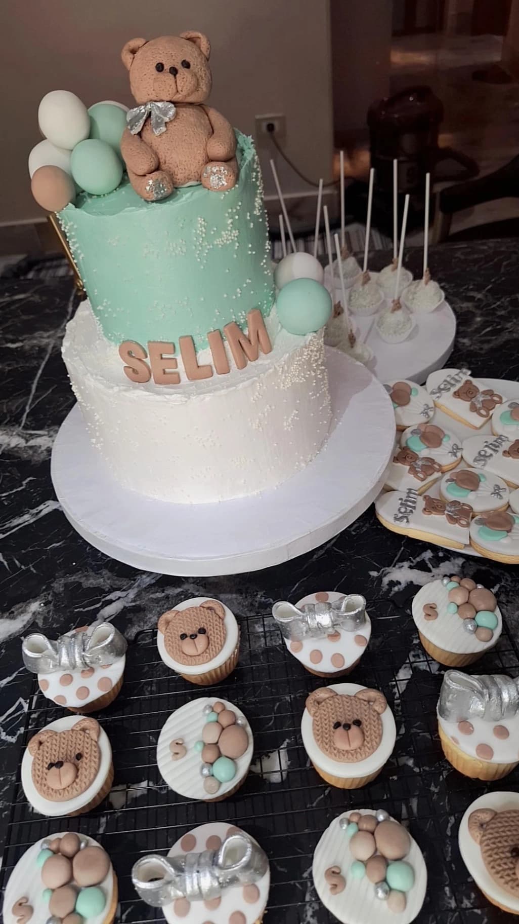 Teddy bear cake image 1